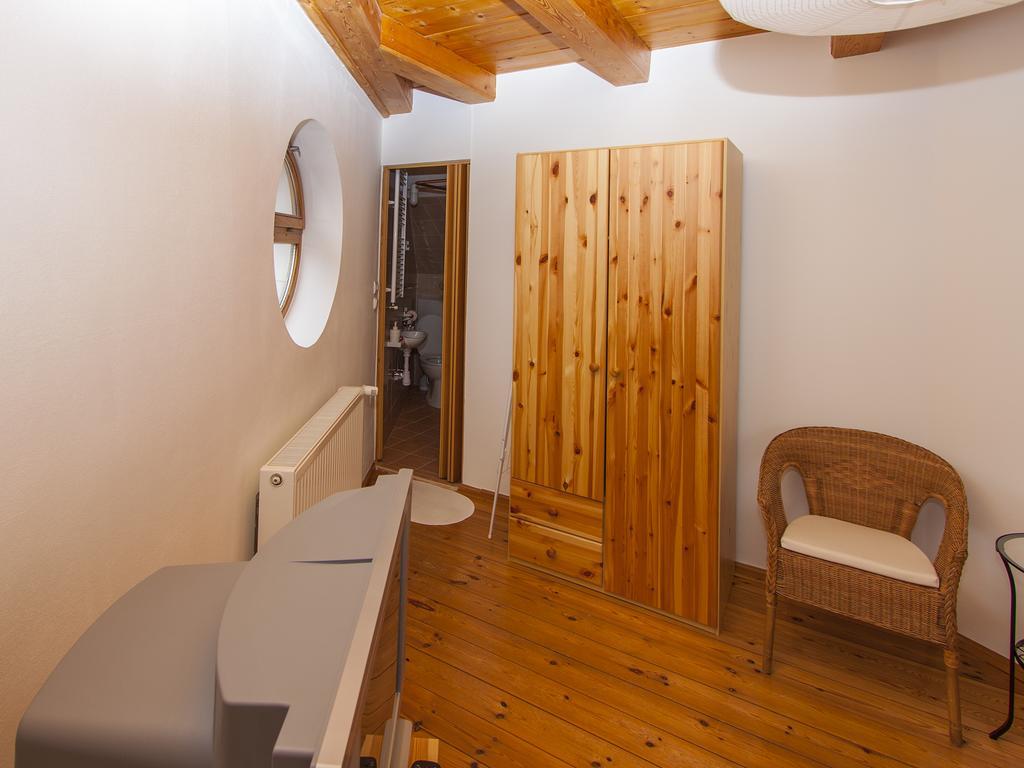 Amadeus Vendégház Esztergom Zimmer foto