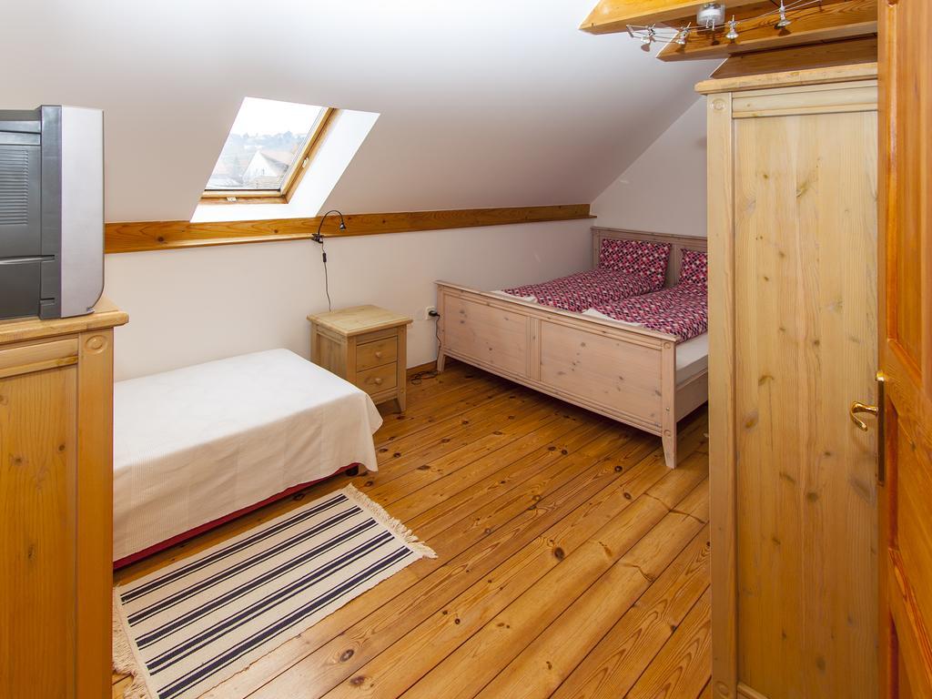 Amadeus Vendégház Esztergom Zimmer foto