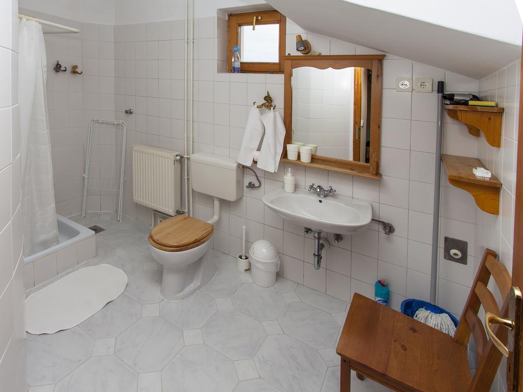 Amadeus Vendégház Esztergom Zimmer foto