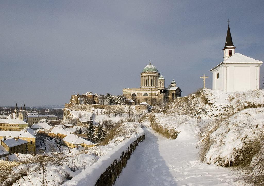 Amadeus Vendégház Esztergom Exterior foto